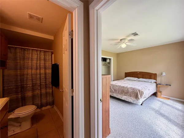 $215,000 | 114 Edgewater Street, Clute, TX 77531