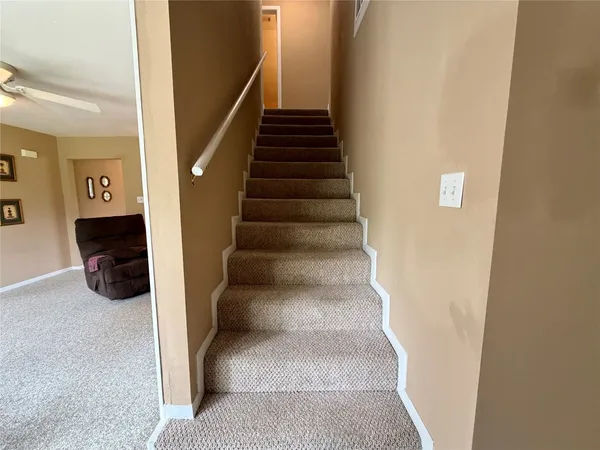 $215,000 | 114 Edgewater Street, Clute, TX 77531