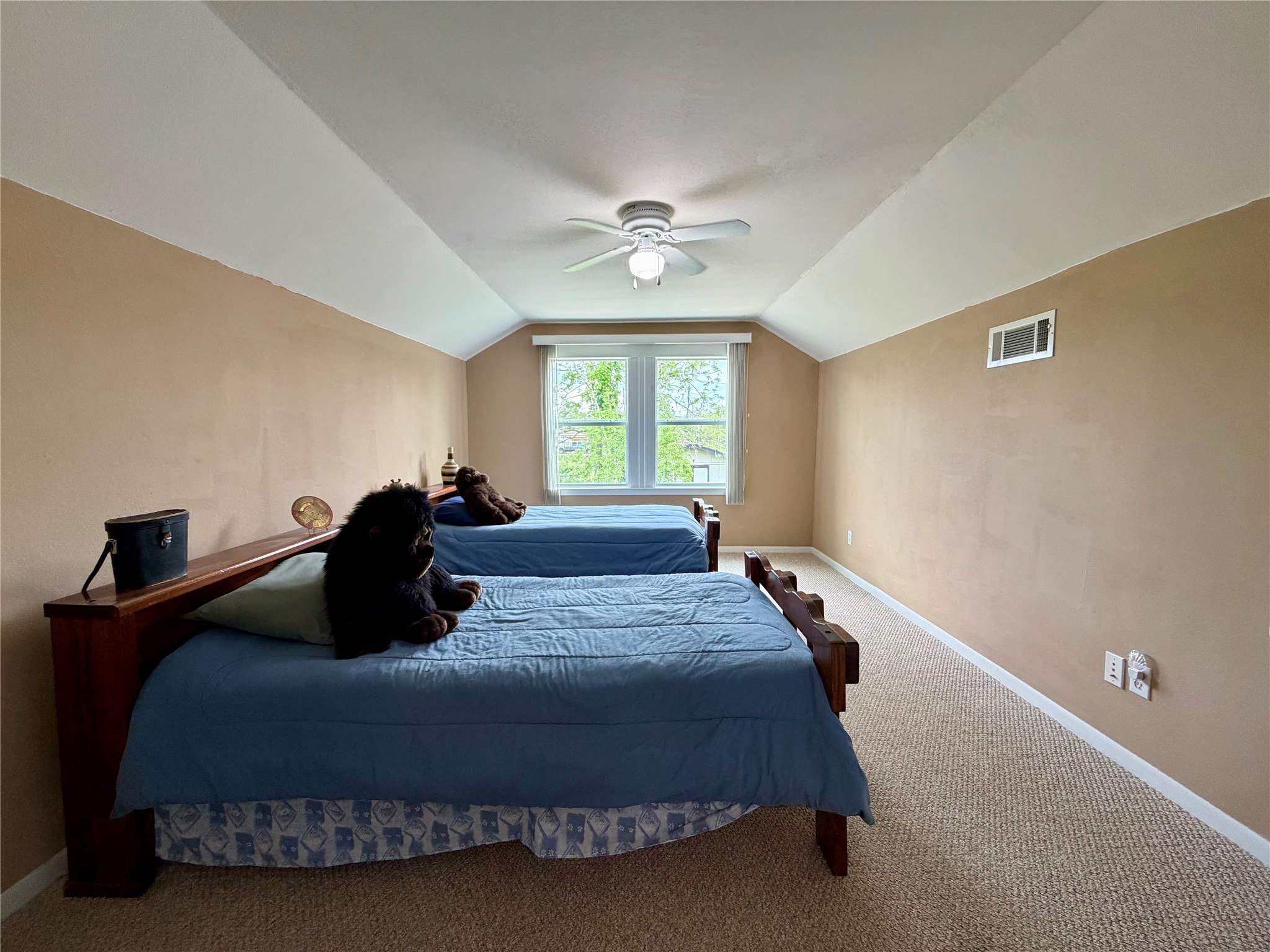 114 Edgewater Street Clute, TX 77531 - Photo 24 of 38