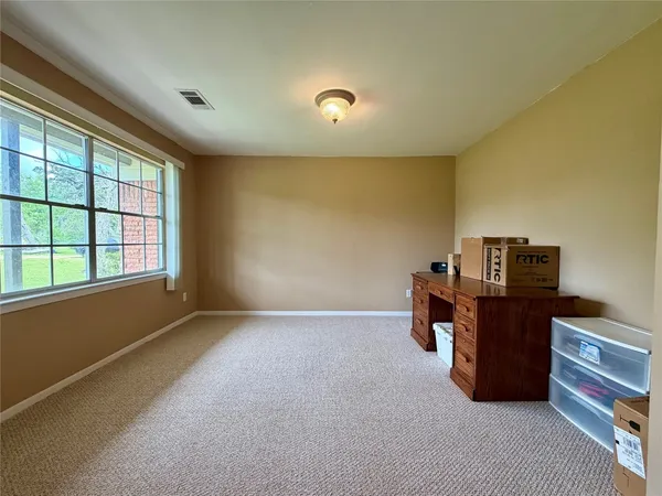 $215,000 | 114 Edgewater Street, Clute, TX 77531