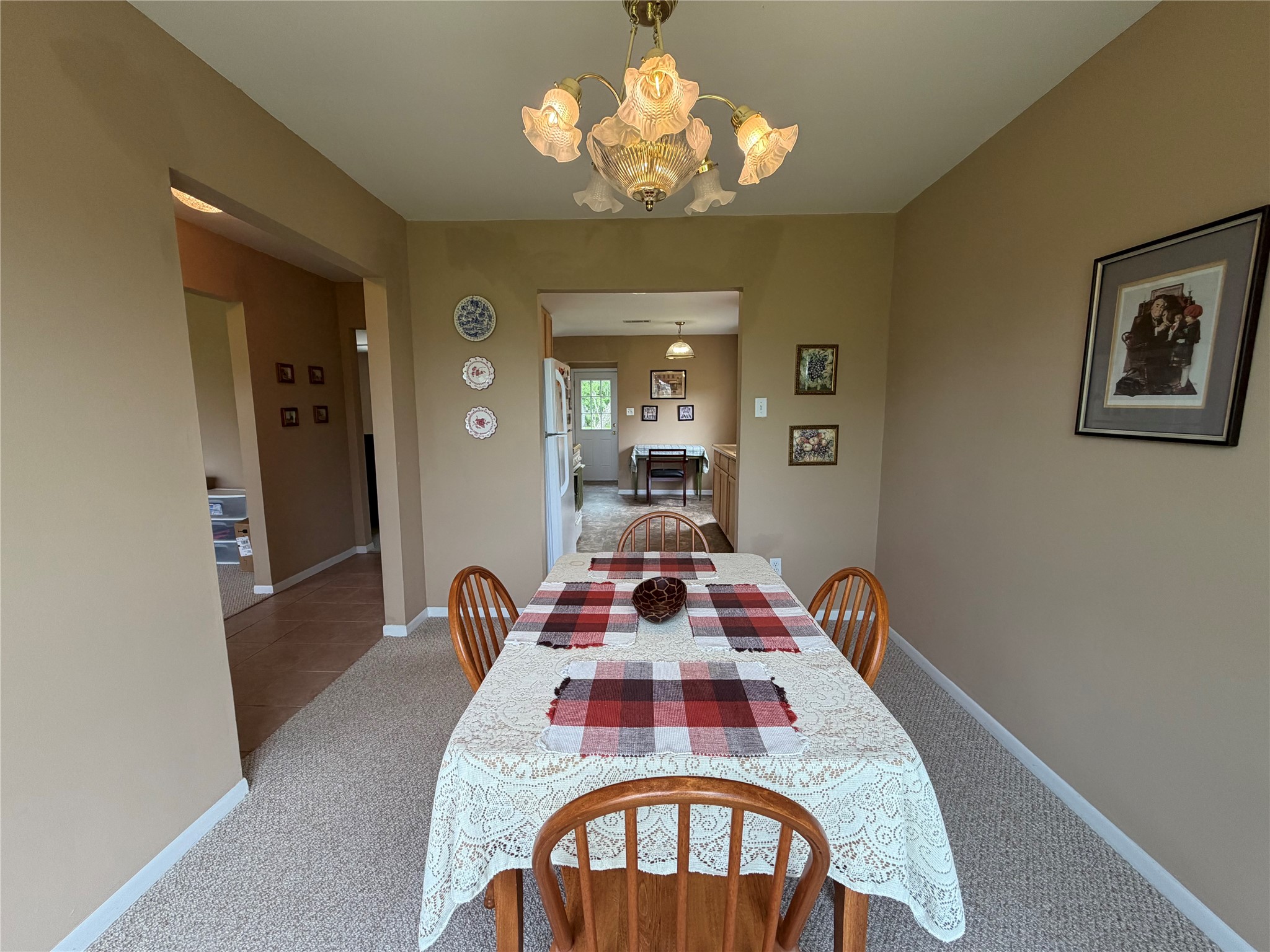 114 Edgewater Street Clute, TX 77531 - Photo 9 of 38