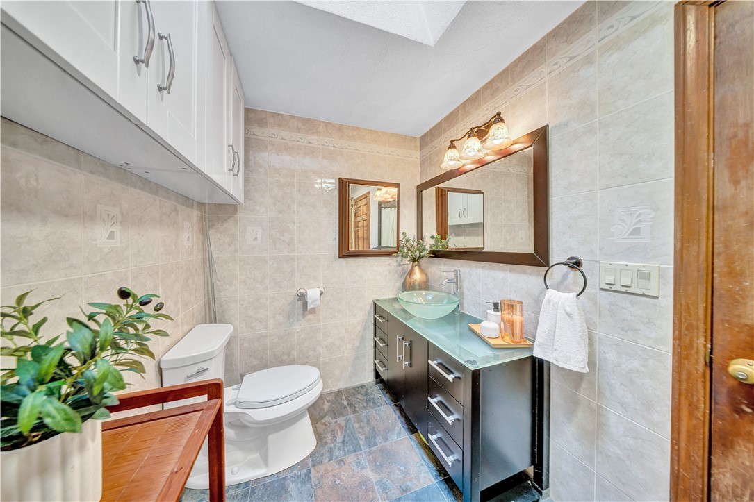 3945 Post Road Warwick, RI 02886 - Photo 11 of 41 Main Bathroom