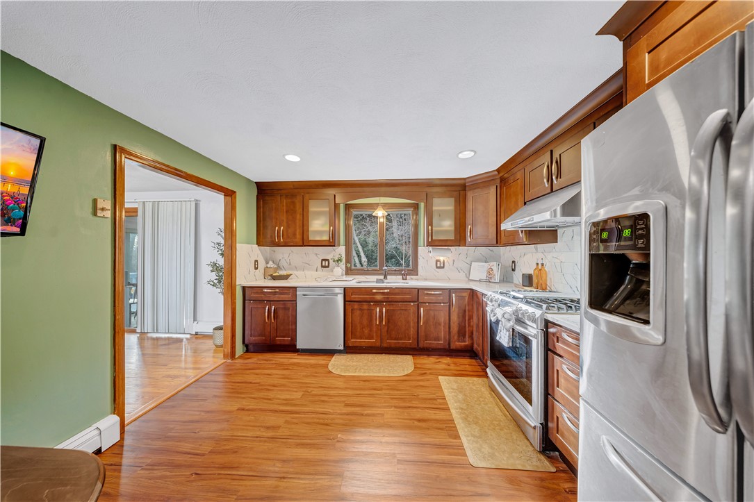 3945 Post Road Warwick, RI 02886 - Photo 8 of 41 Kitchen
