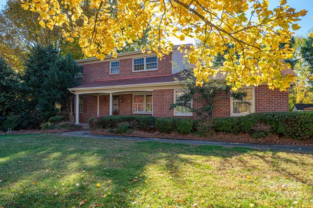 $375,000 | 1131 Woodvale Avenue, Gastonia, NC 28054