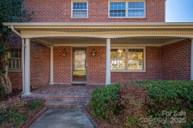$375,000 | 1131 Woodvale Avenue, Gastonia, NC 28054