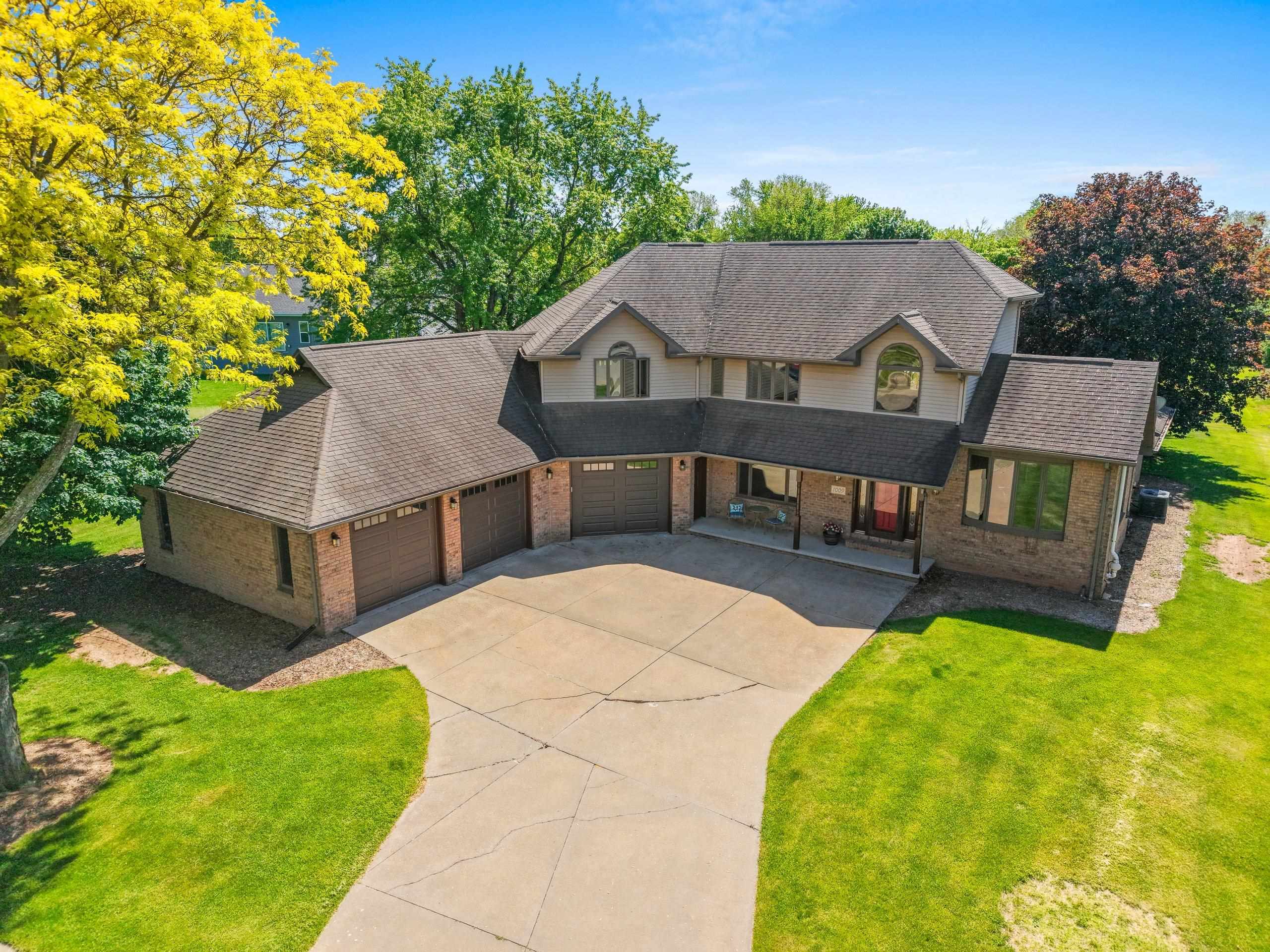 1009 Brill Road Kaukauna, WI 54130 - Photo 2 of 75