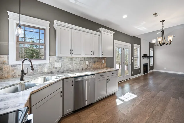 $2,300 | 830 Snapdragon Court, Clarksville, TN 37042