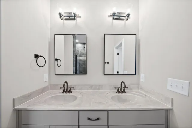 $2,300 | 830 Snapdragon Court, Clarksville, TN 37042