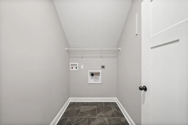 $2,300 | 830 Snapdragon Court, Clarksville, TN 37042