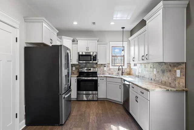 $2,300 | 830 Snapdragon Court, Clarksville, TN 37042