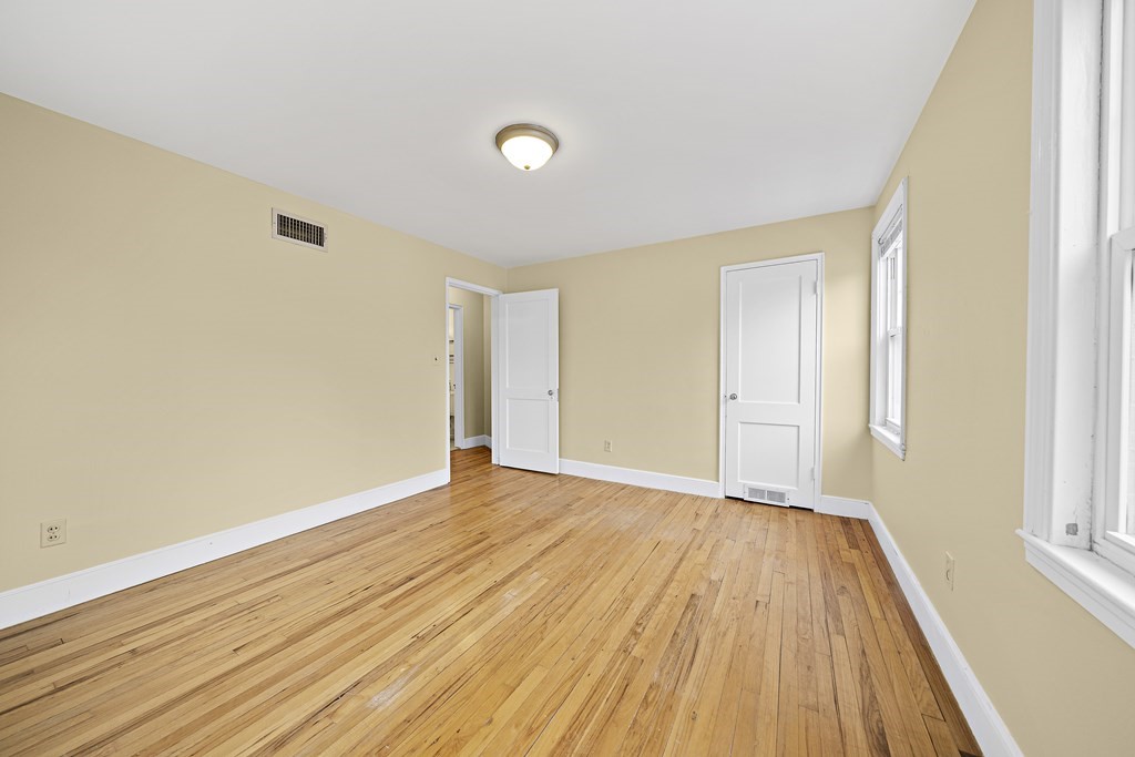 32 Paragon Road Boston, MA 02132 - Photo 11 of 16 Gallery Image 11