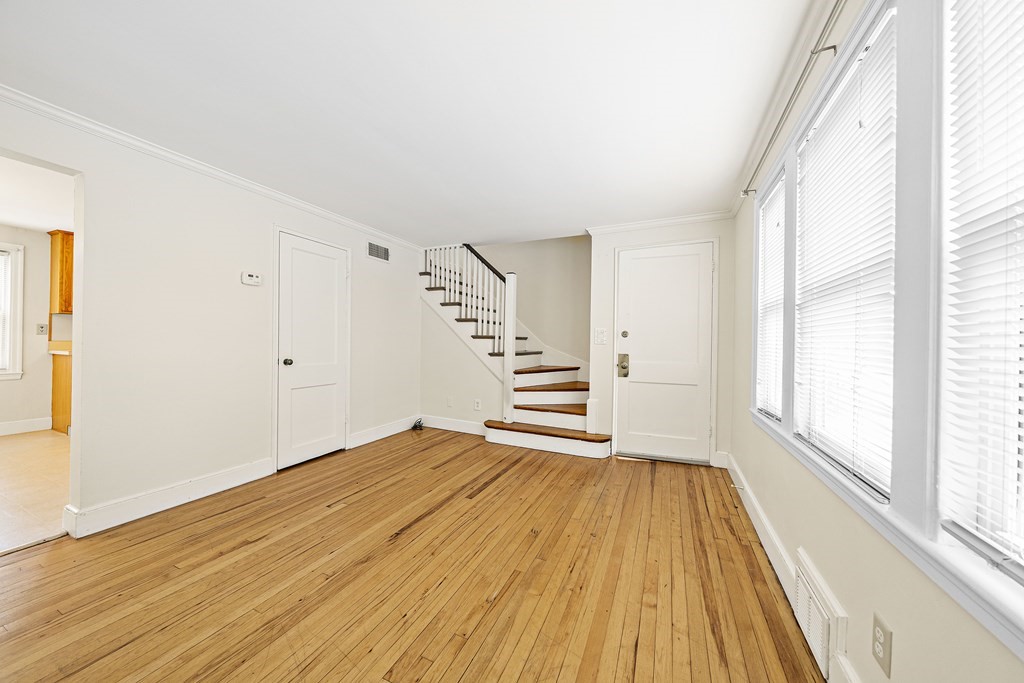 32 Paragon Road Boston, MA 02132 - Photo 8 of 16 Gallery Image 8