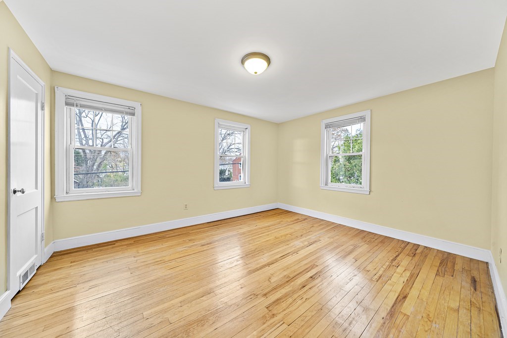 32 Paragon Road Boston, MA 02132 - Photo 10 of 16 Gallery Image 10