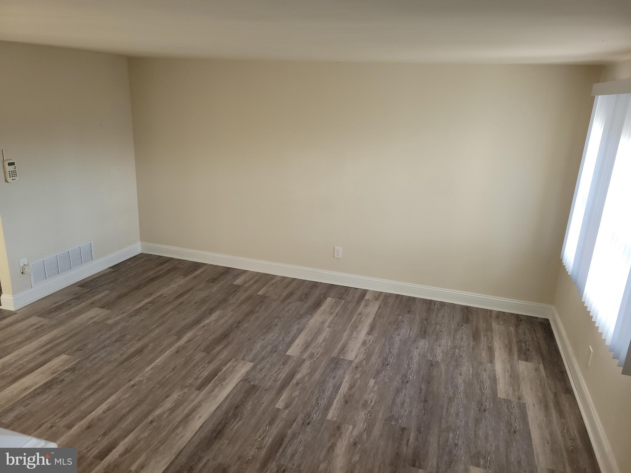 5263 Darien Road Baltimore, MD 21206 - Photo 14 of 43 Gallery Image 14