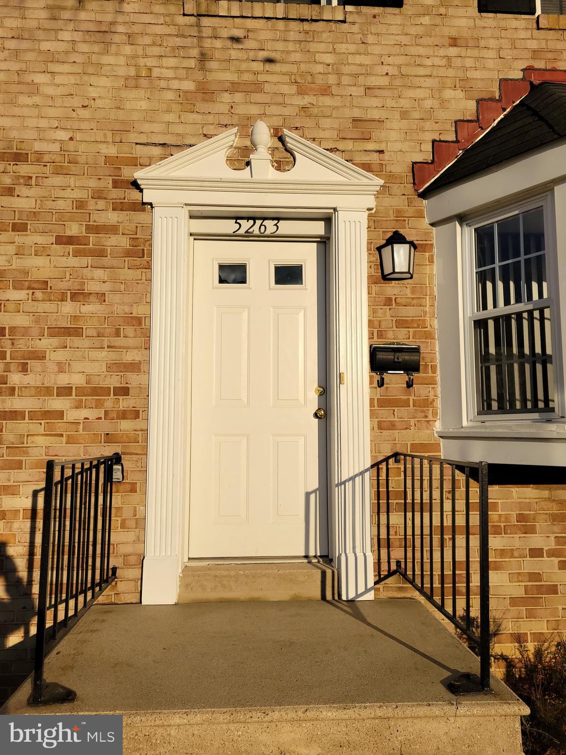 5263 Darien Road Baltimore, MD 21206 - Photo 3 of 43 Gallery Image 3