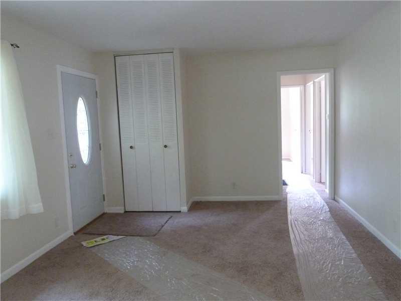 2104 Ruth Drive Indianapolis, IN 46240 - Photo 12 of 23 Gallery Image 12