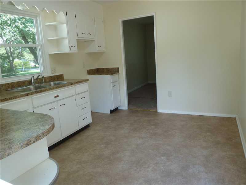 2104 Ruth Drive Indianapolis, IN 46240 - Photo 15 of 23 Gallery Image 15