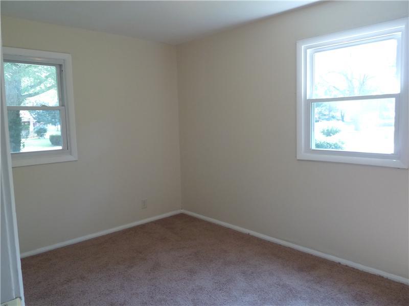 2104 Ruth Drive Indianapolis, IN 46240 - Photo 8 of 23 Gallery Image 8