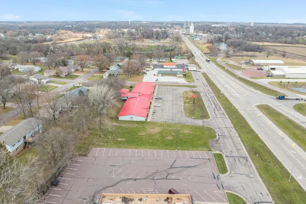 $138,900 | 240 3rd Avenue South, Windom, MN 56101