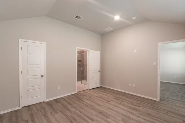 $1,900 | 1218 Colt Canyon Drive, Alvin, TX 77511