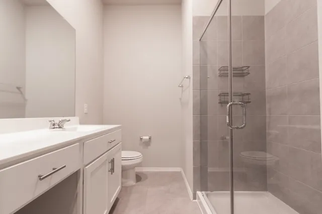 $1,900 | 1218 Colt Canyon Drive, Alvin, TX 77511