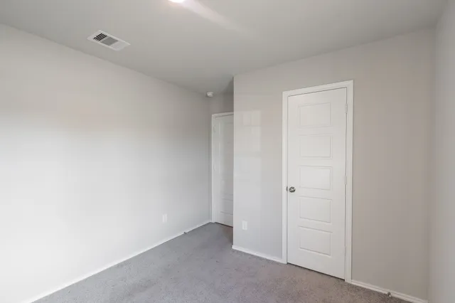 $1,900 | 1218 Colt Canyon Drive, Alvin, TX 77511