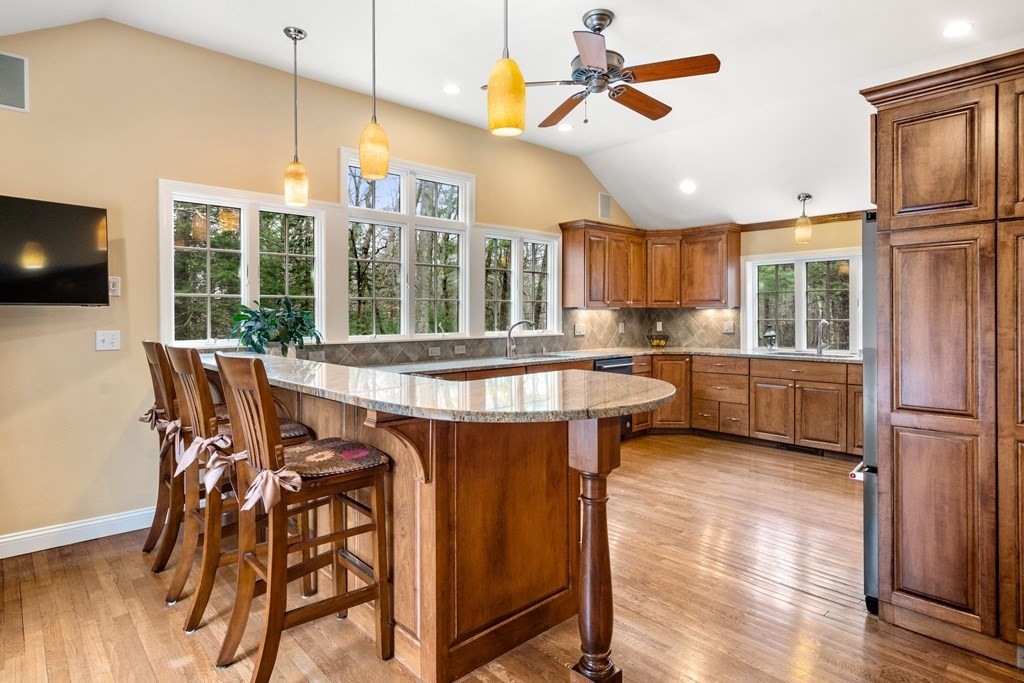 87 Harrington Ridge Road Sherborn, MA 01770 - Photo 14 of 42 Gallery Image 14