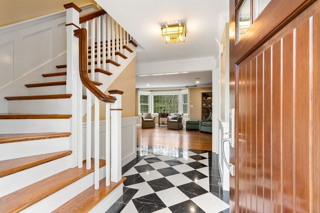 87 Harrington Ridge Road Sherborn, MA 01770 - Photo 8 of 42 Gallery Image 8