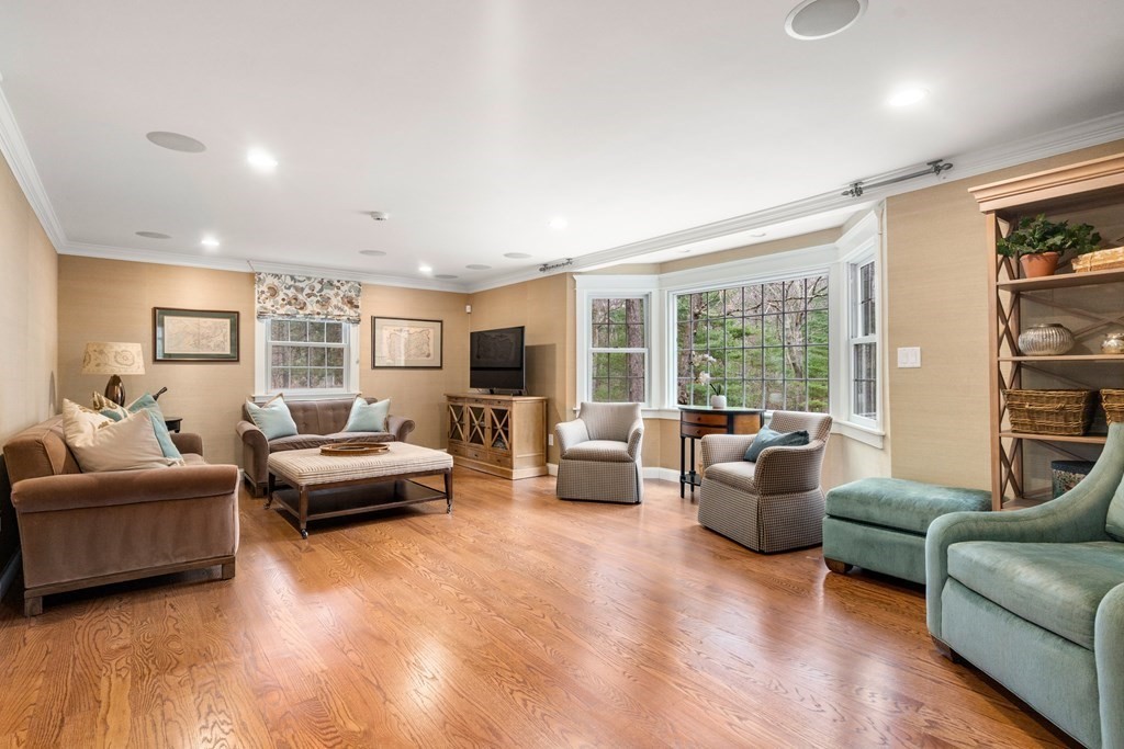 87 Harrington Ridge Road Sherborn, MA 01770 - Photo 9 of 42 Gallery Image 9
