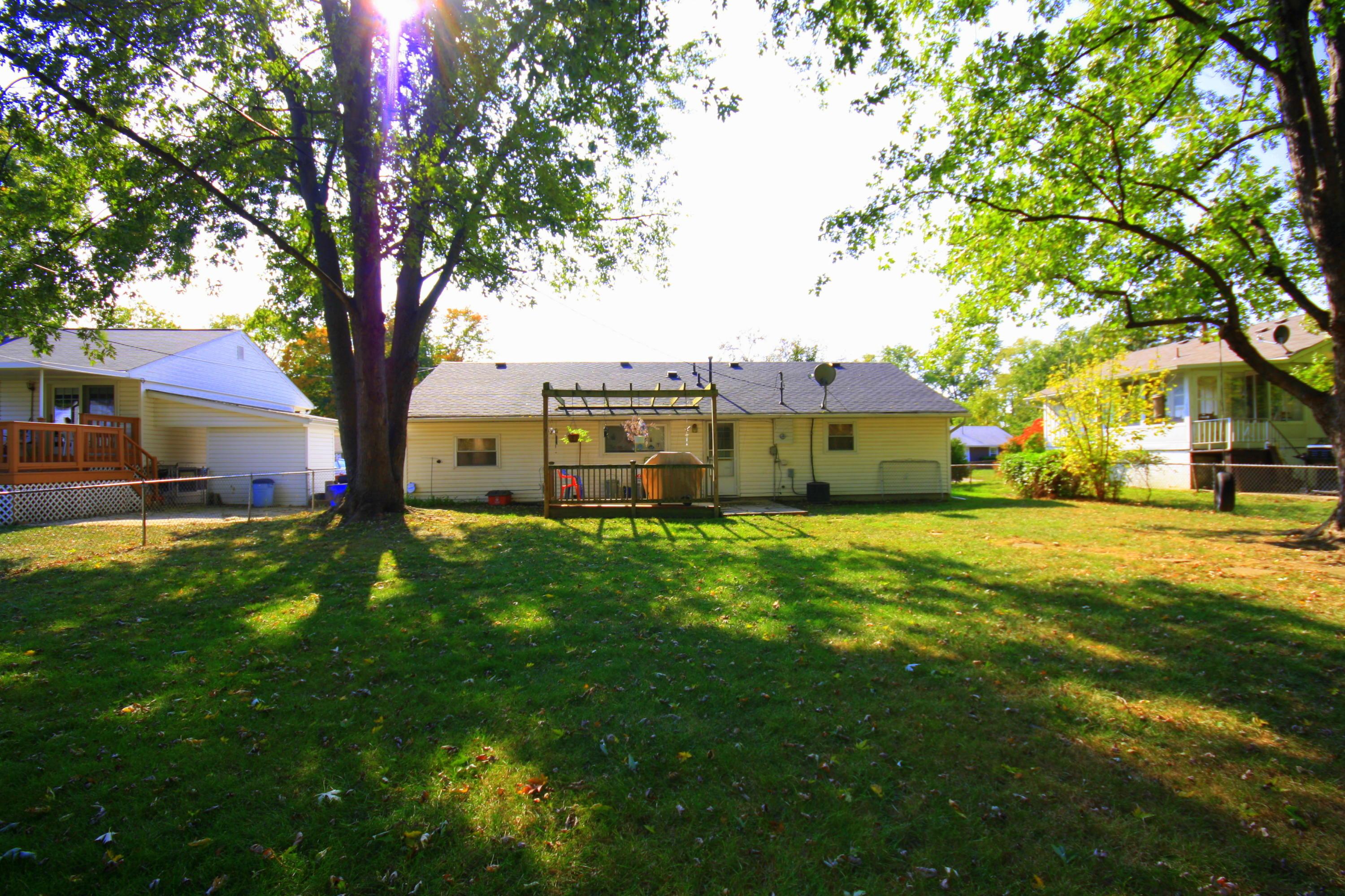 136 Regents Road Columbus, OH 43230 - Photo 15 of 18