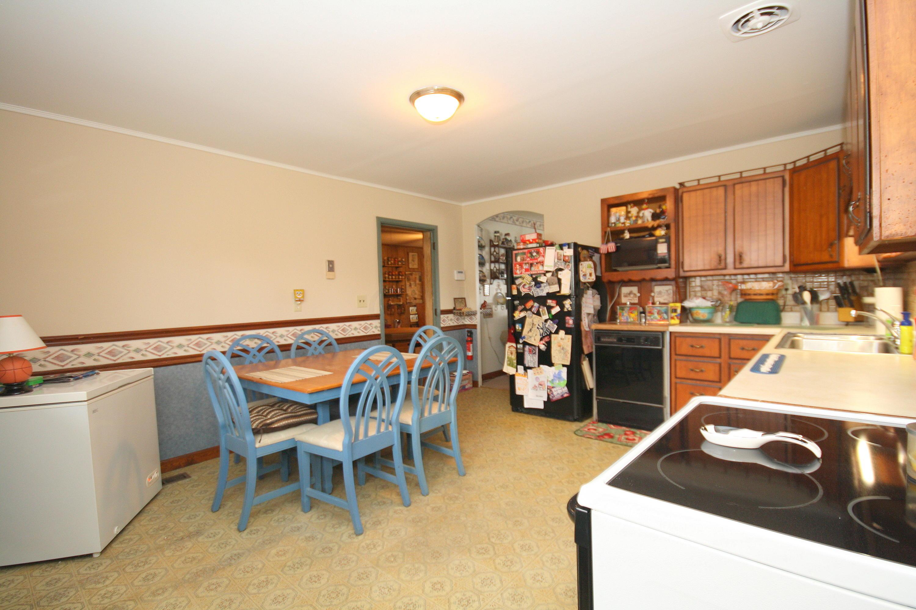 136 Regents Road Columbus, OH 43230 - Photo 5 of 18