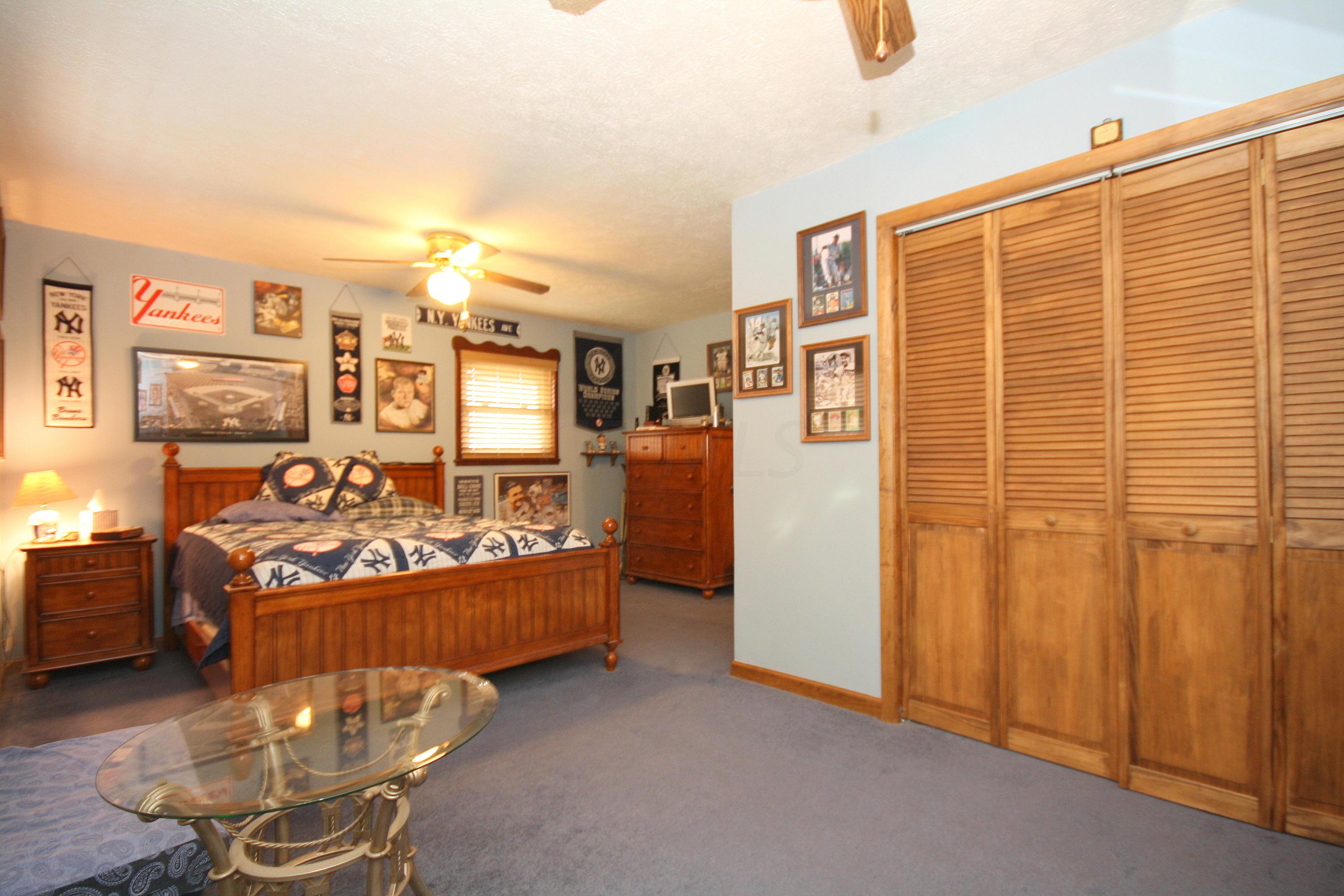 136 Regents Road Columbus, OH 43230 - Photo 9 of 18