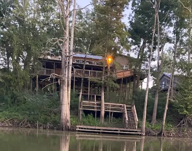 $130,000 | 6207 Lake Mary Road, Woodville, MS 39669