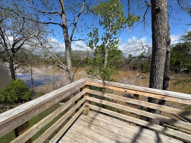 $130,000 | 6207 Lake Mary Road, Woodville, MS 39669