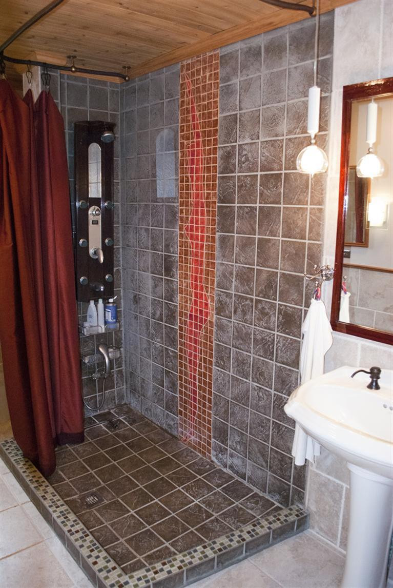 2790 North Maple Road Ann Arbor, MI 48103 - Photo 14 of 25 Bath