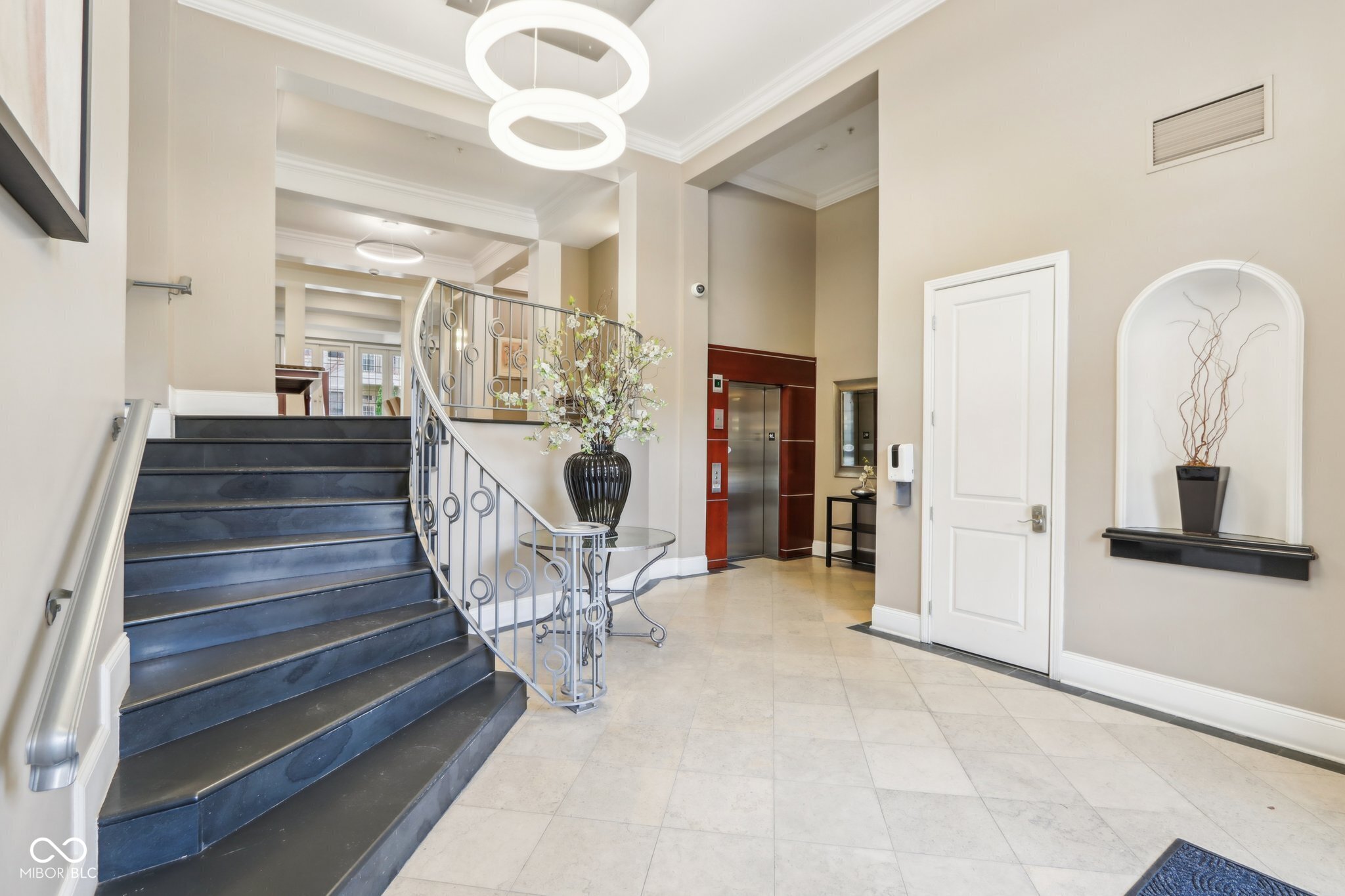 355 East Ohio Street, Unit 309 Indianapolis, IN 46204 - Photo 2 of 60