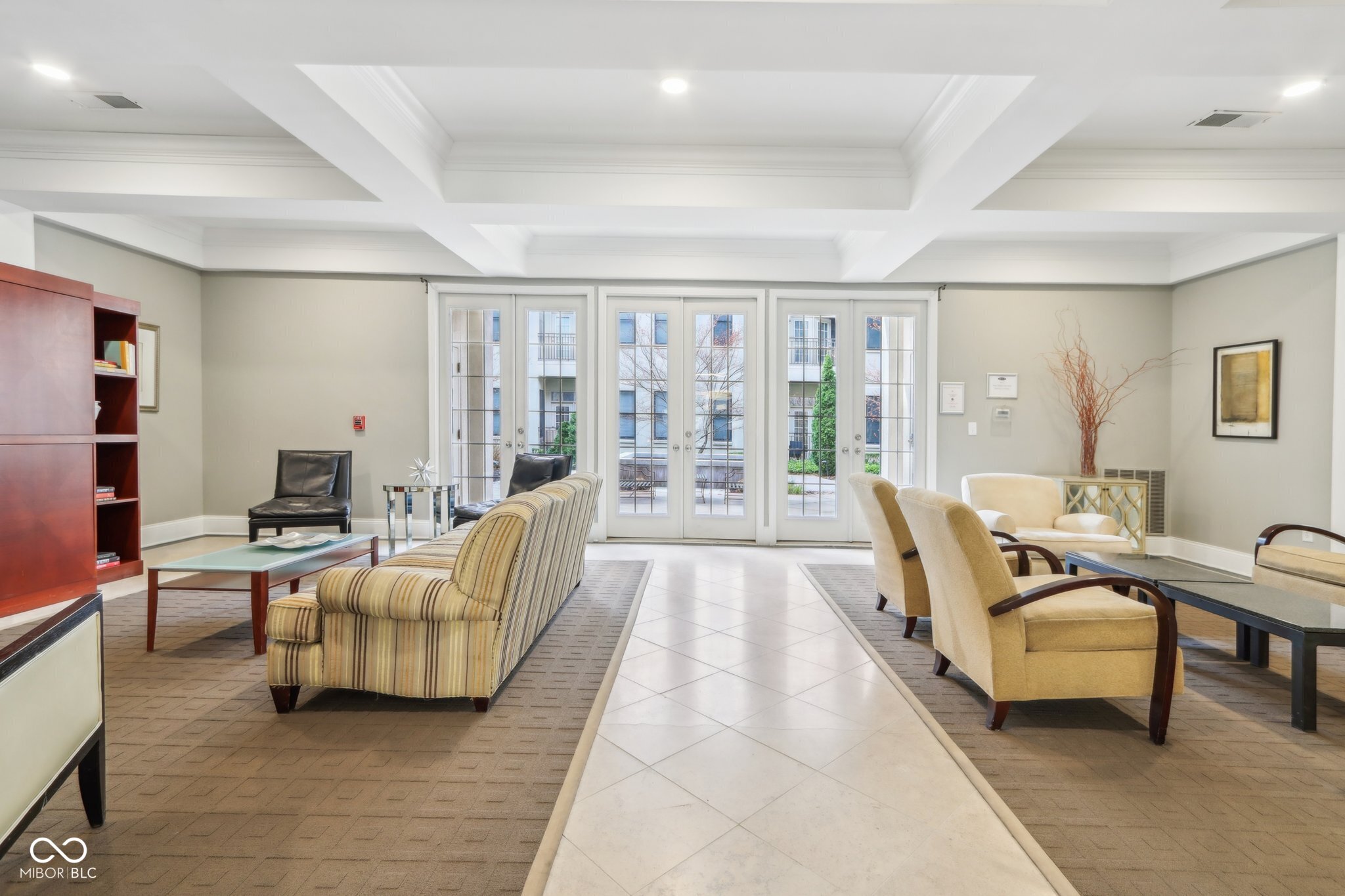 355 East Ohio Street, Unit 309 Indianapolis, IN 46204 - Photo 3 of 60