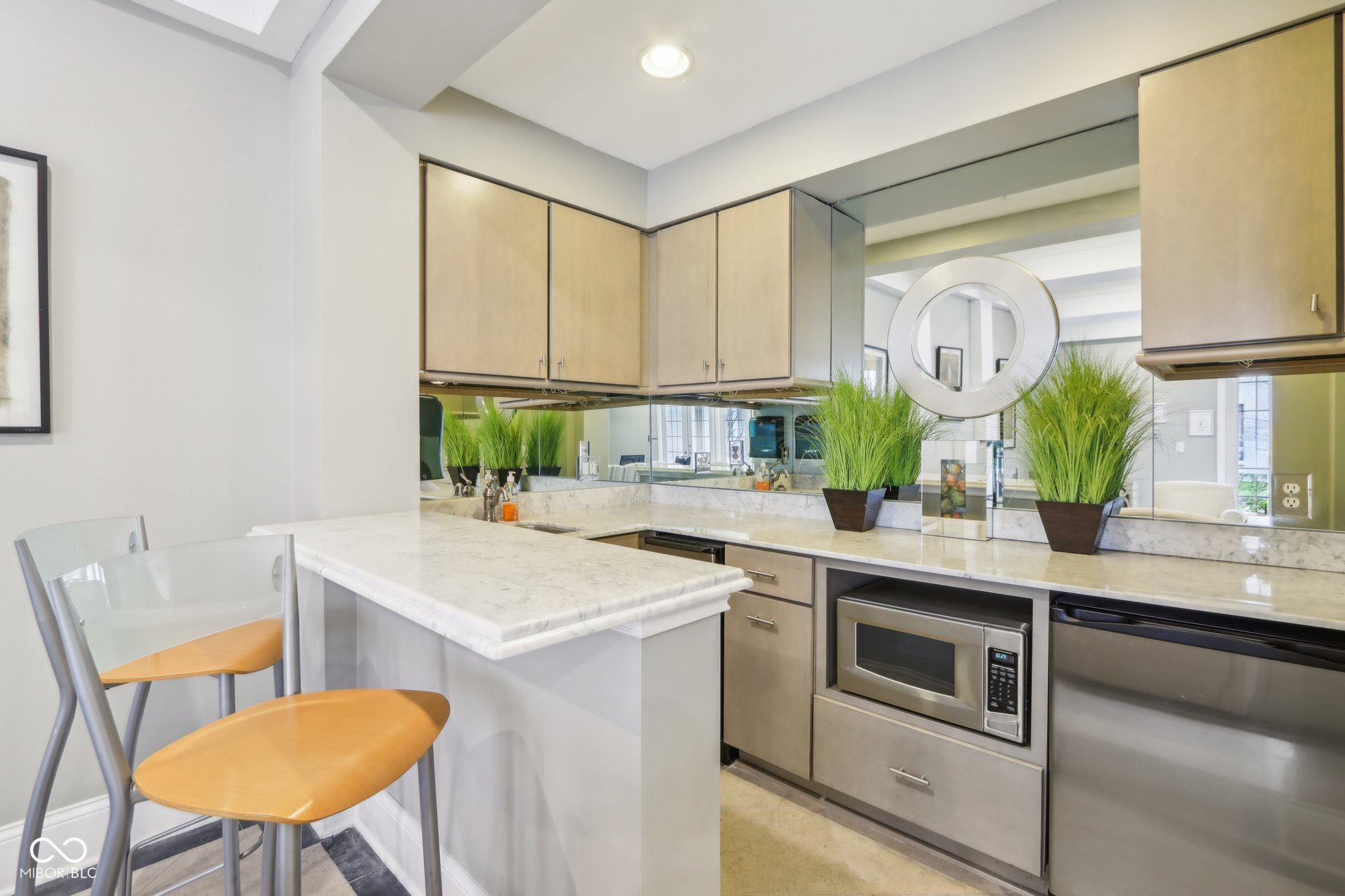 355 East Ohio Street, Unit 309 Indianapolis, IN 46204 - Photo 5 of 60