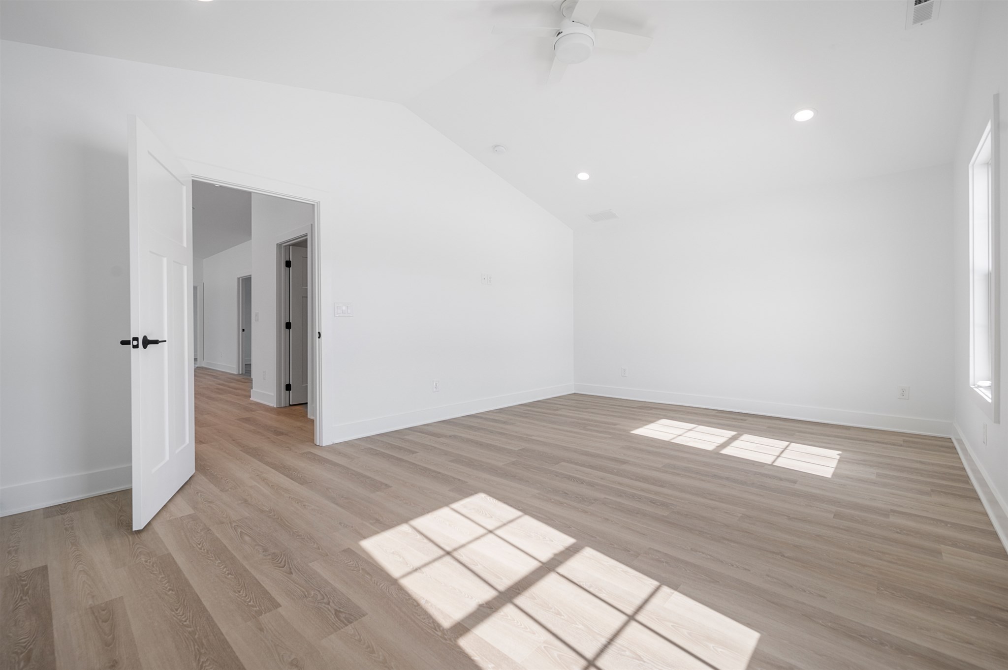 6213 Cumberland Road Muncie, IN 47304 - Photo 15 of 27 Gallery Image 15