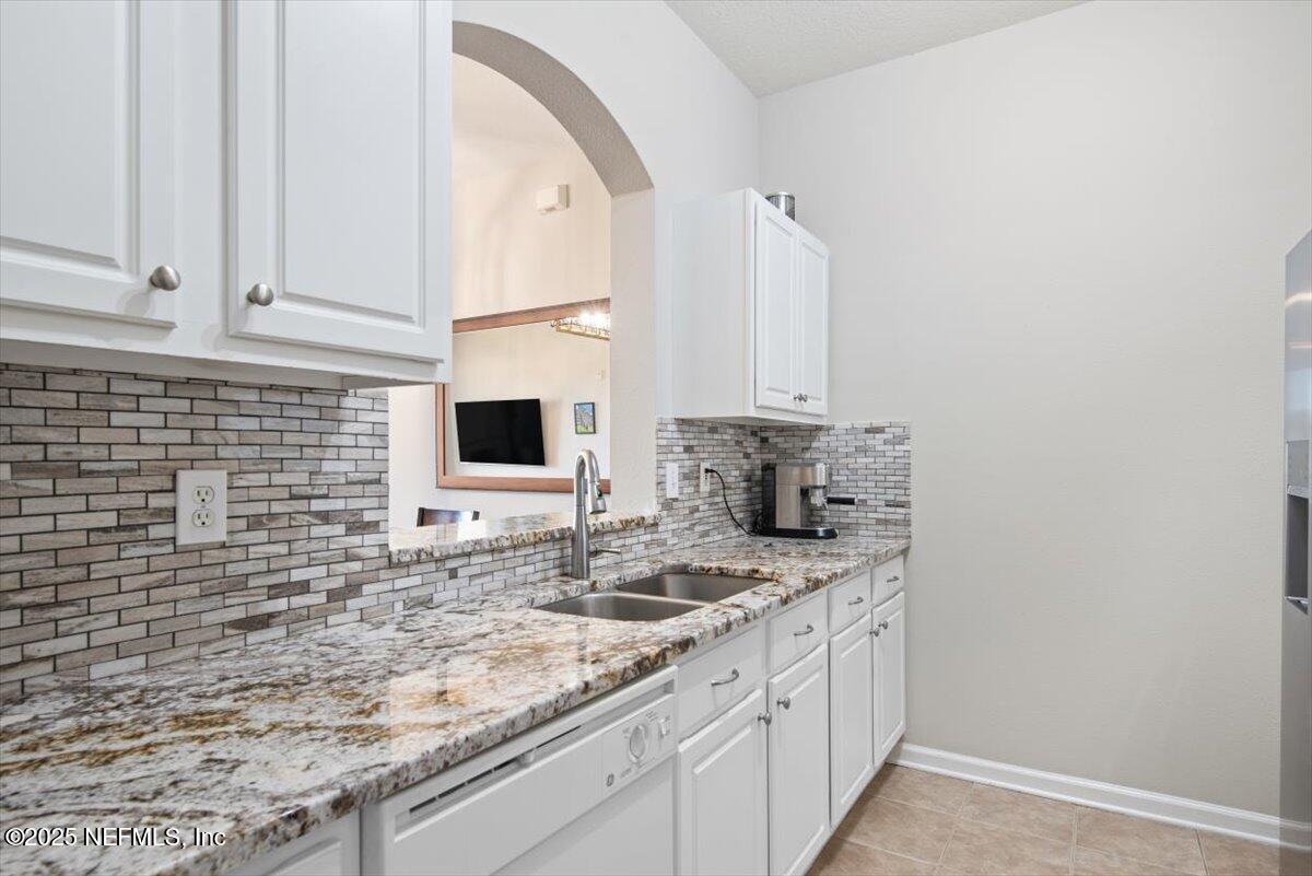 7990 Baymeadows Road East, Unit 913 Jacksonville, FL 32256 - Photo 17 of 70 20-FULL-020