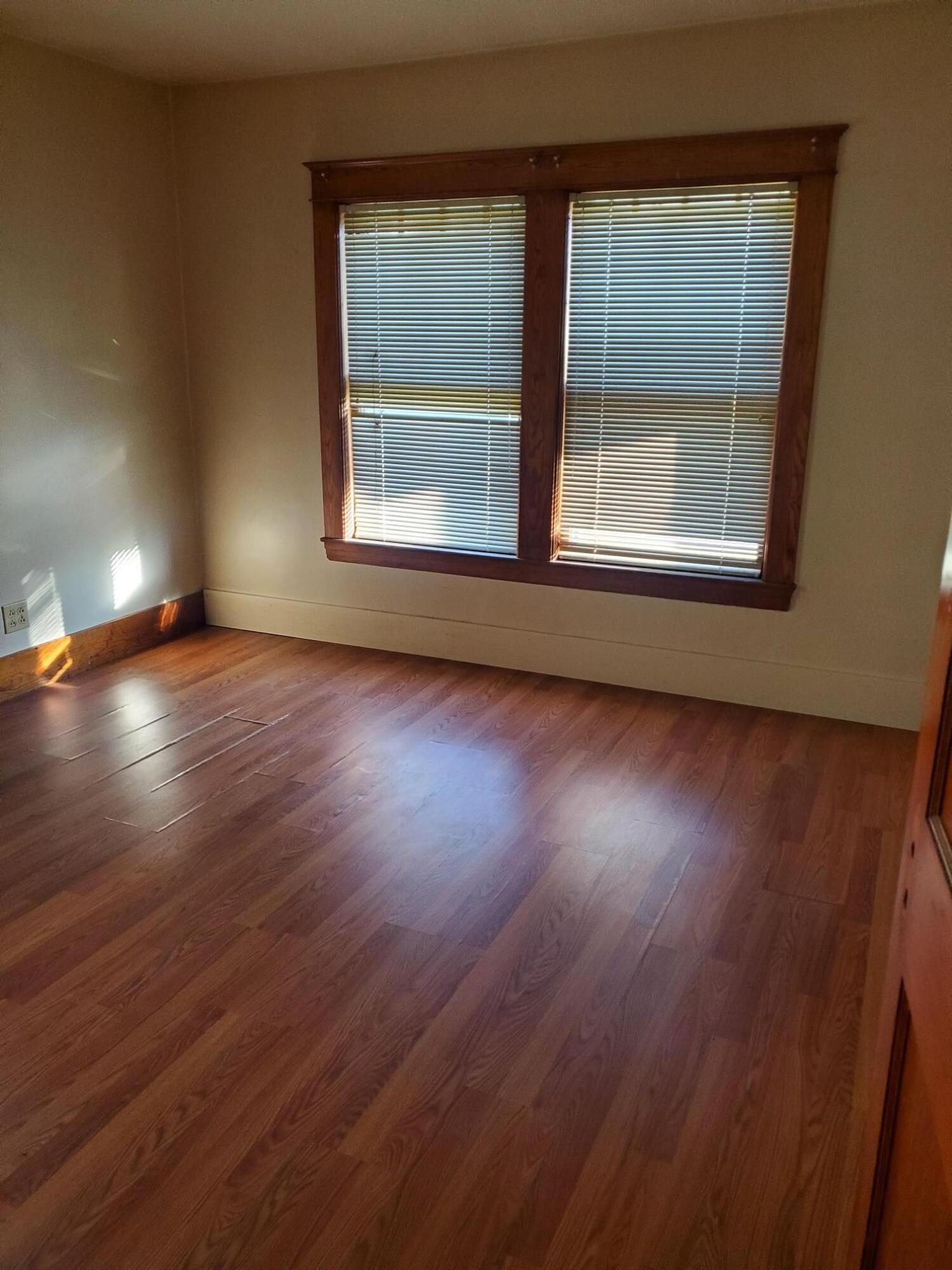 4 Brooks Street Augusta, ME 04330 - Photo 8 of 20 Interior 2