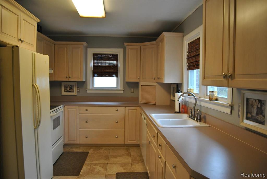 1315 Bowers Road Lapeer, MI 48446 - Photo 6 of 21