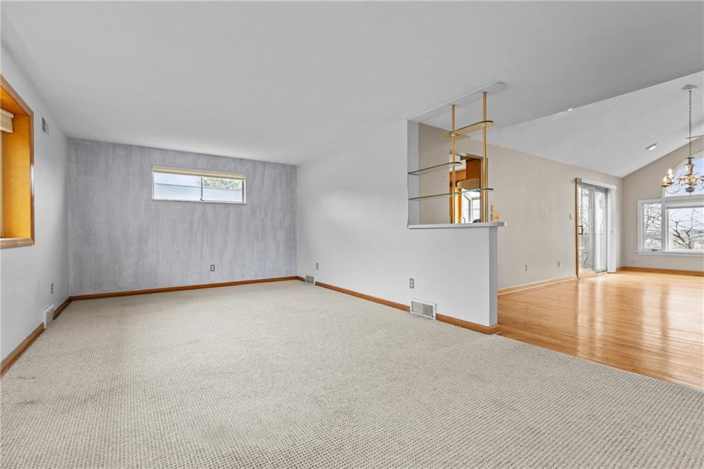 4148 Beehner Road Pittsburgh, PA 15217 - Photo 11 of 29 Gallery Image 11