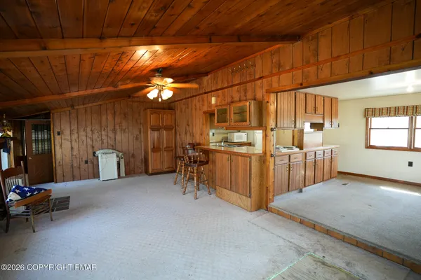 a view of a storage & utility room