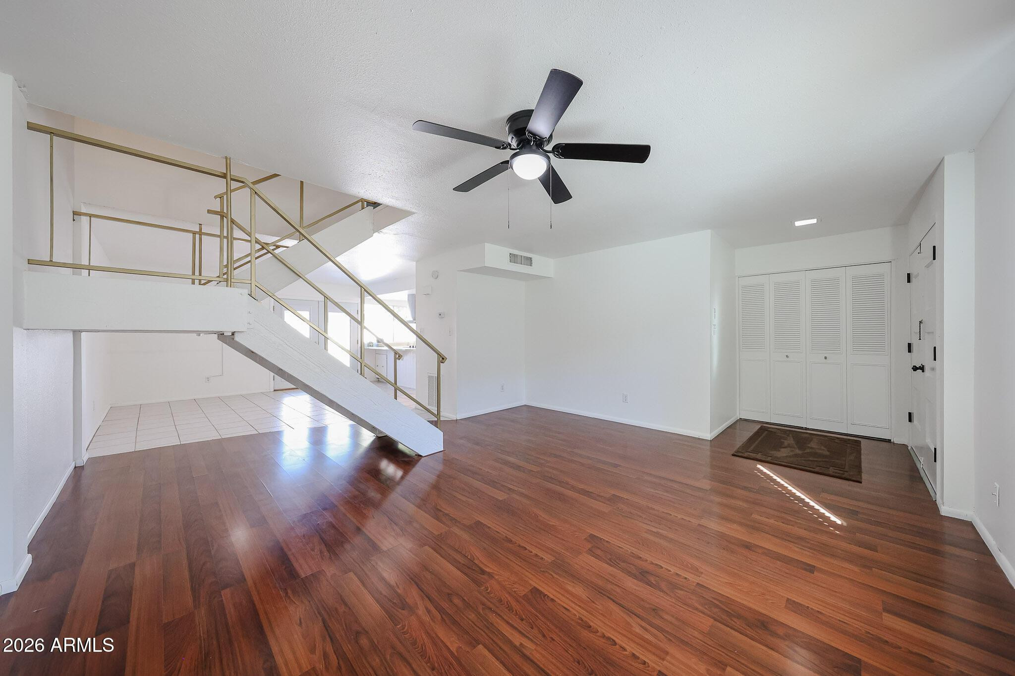 4028 North Granite Reef Road Scottsdale, AZ 85251 - Photo 6 of 33