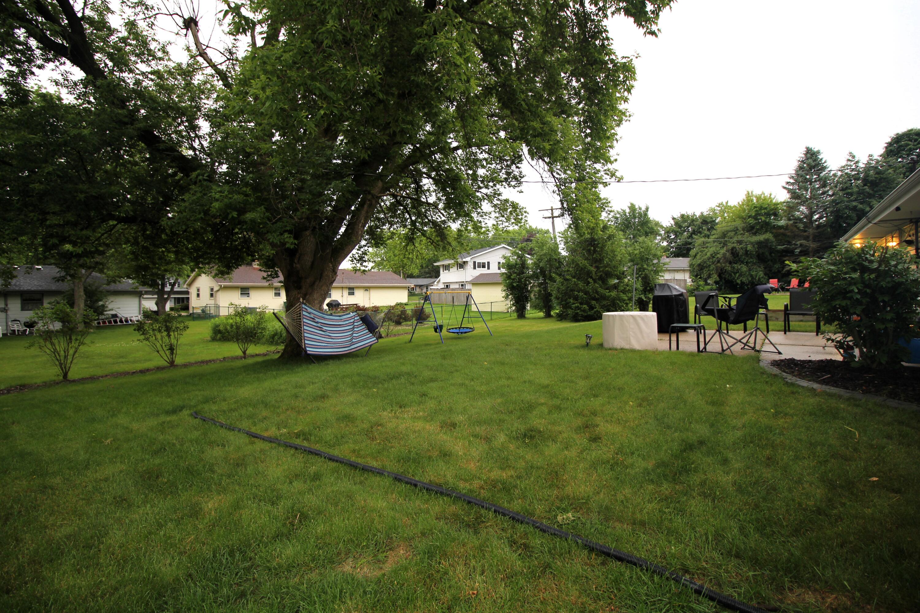 W174N9446 Joper Road Menomonee Falls, WI 53051 - Photo 28 of 32 Yard