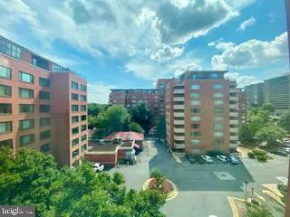 $2,200 | 1021 Arlington Boulevard, Unit 904, Arlington, VA 22209