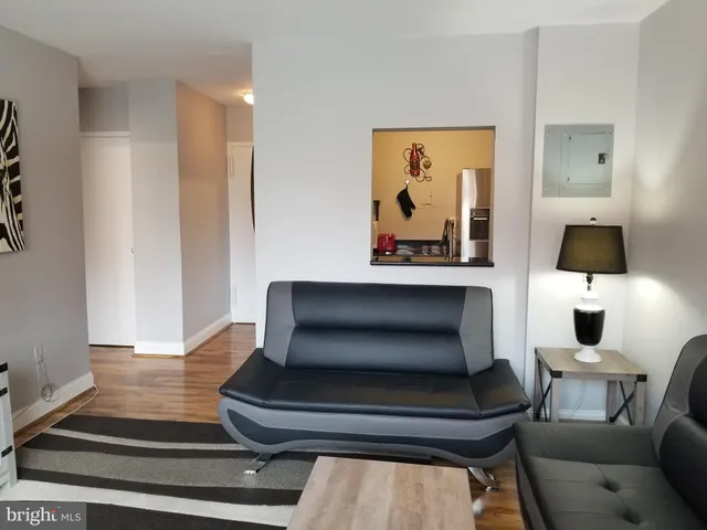 $2,200 | 1021 Arlington Boulevard, Unit 904, Arlington, VA 22209