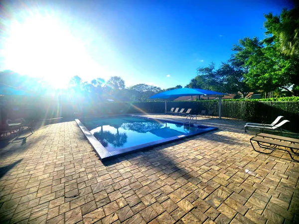 $2,400 | 63 Meadows Drive, Unit 6C, Boynton Beach, FL 33436