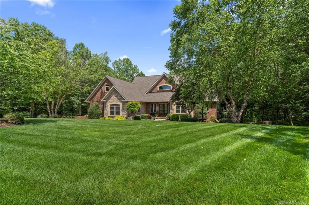 425 Hendon Row Fort Mill, SC 29715 - Photo 2 of 47 Gallery Image 2
